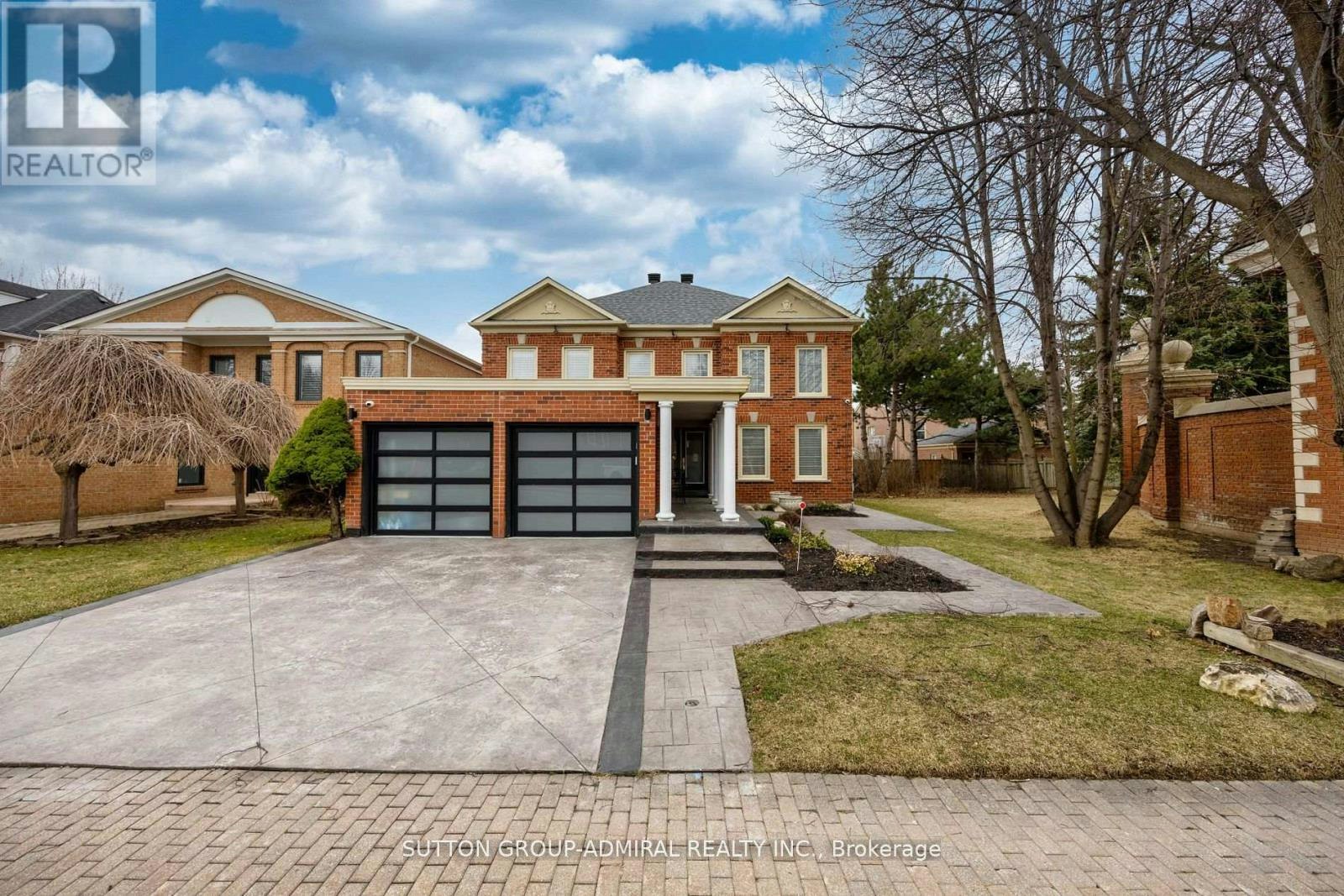 1 Regent Street, Richmond Hill, ON, L4C 9A9