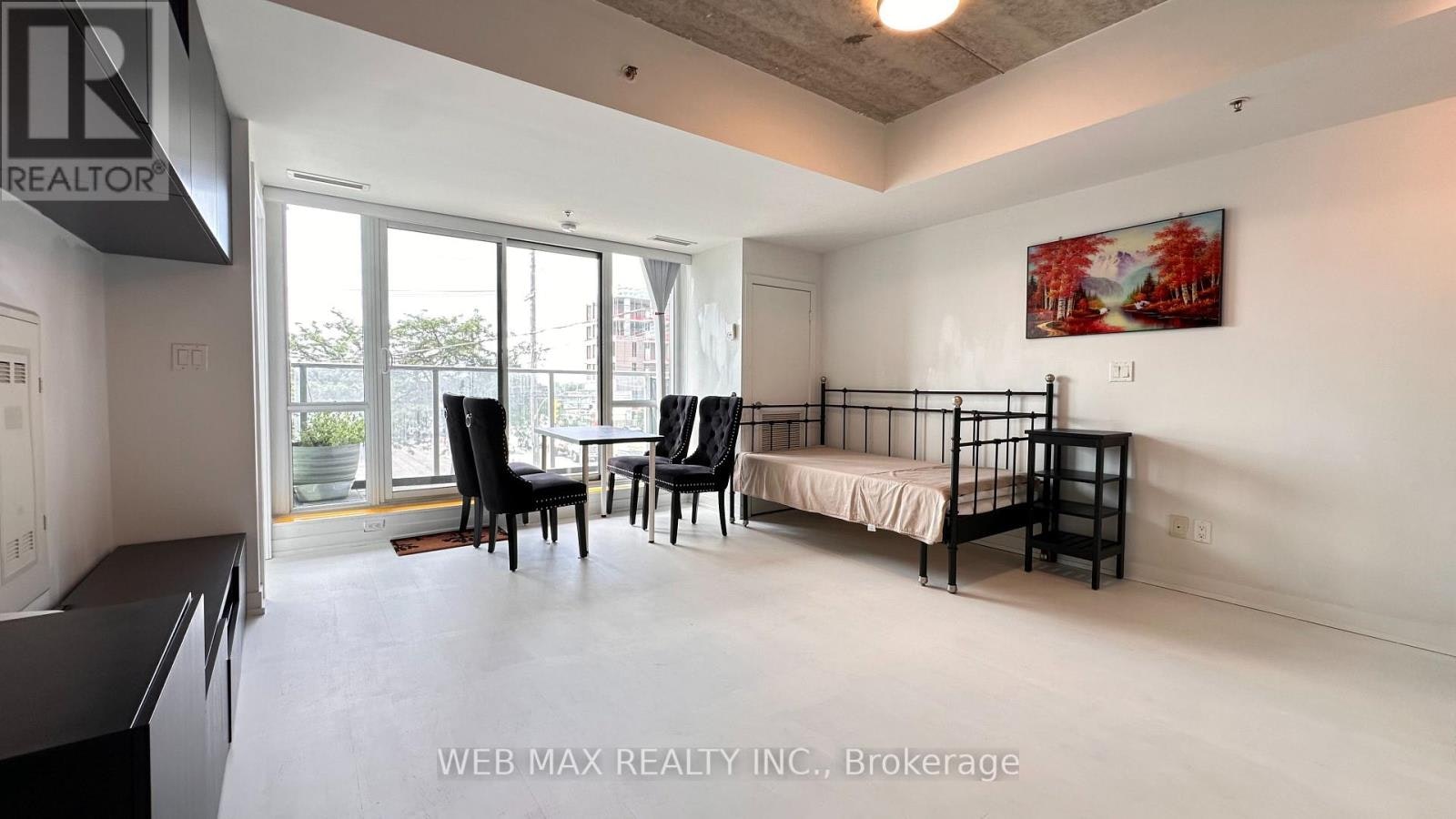 201-51 Lady Bank Road, Toronto, ON, M8Z 0C9 - 2