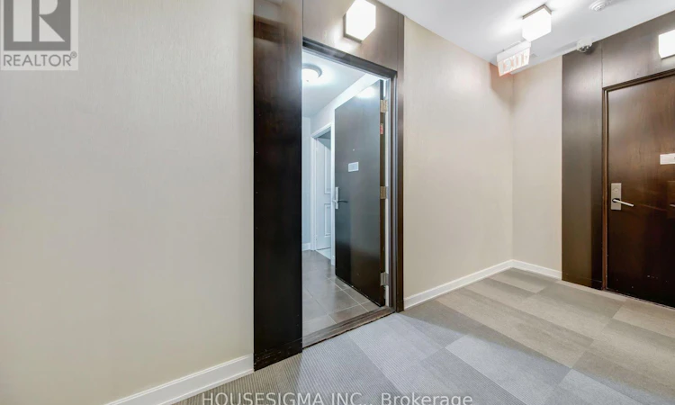 507-60 Absolute Avenue