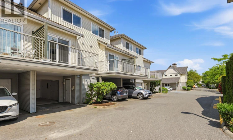 12-5900 Muir Drive