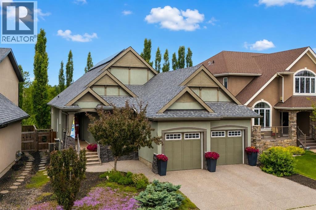 21 Rockford Road NW, Calgary, AB, T3G 0C9