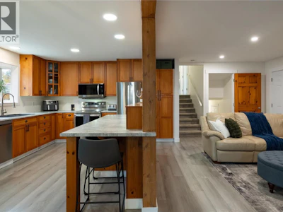 5301 Spalding Road - 5