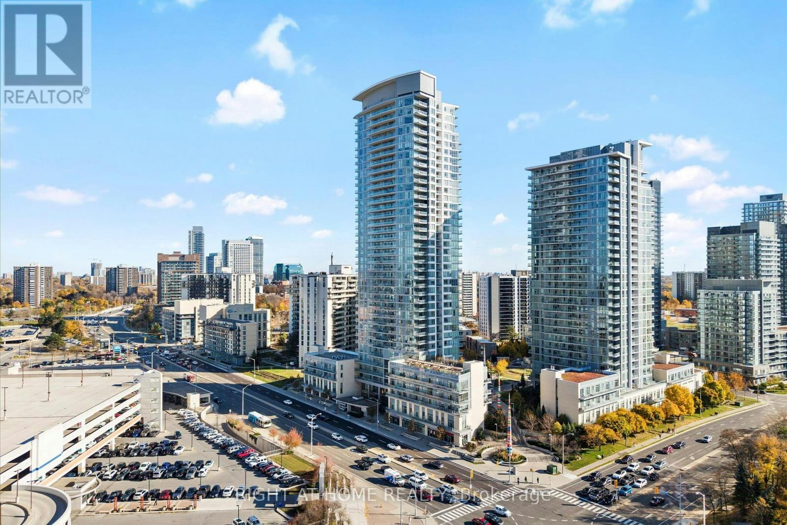217-70 Forest Manor Road, Toronto, ON, M2J 0A9