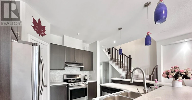 421 Foxhall Way, Ottawa, ON, K2M 2H1 - 6