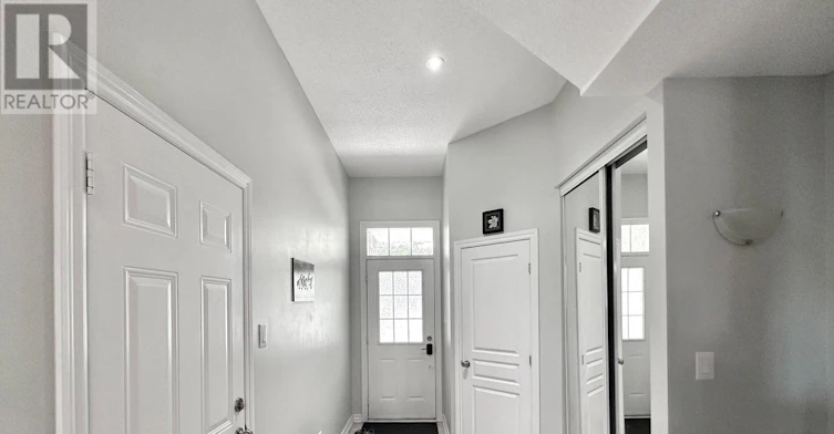421 Foxhall Way, Ottawa, ON, K2M 2H1 - 3