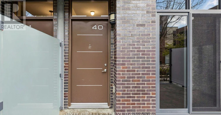 40-23 Valhalla Inn Road, Toronto, ON, M9B 0B3 - 2