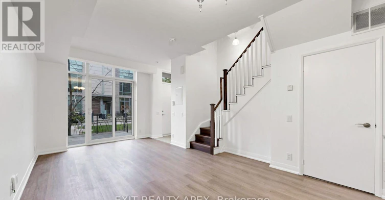 40-23 Valhalla Inn Road, Toronto, ON, M9B 0B3 - 5