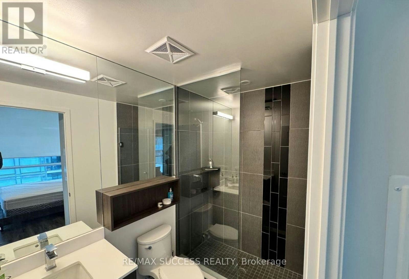 1925A-70 Princess Street, Toronto, ON, M5A 0X6 - 18