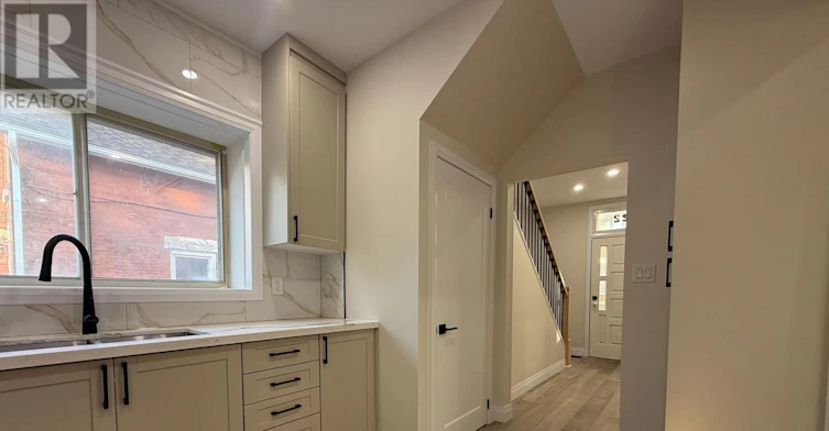 UPPER-122 Alice Street, Guelph, ON, N1E 2Z9 - 4