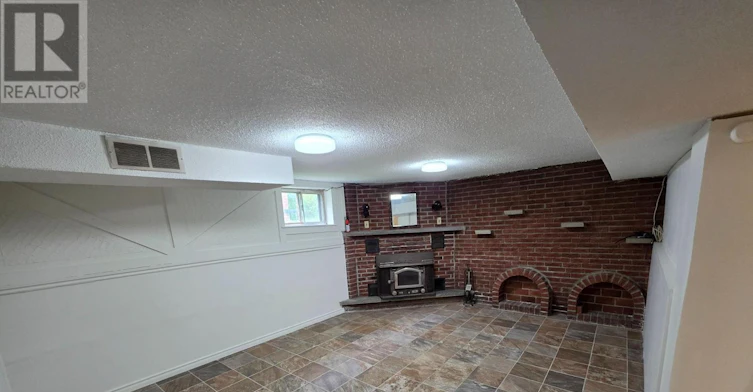 30 Beacon Road, Toronto, ON, M1P 1G7 - 3