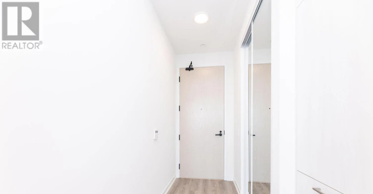 5317-195 Commerce Street, Vaughan, ON, L4K 0P9 - 3