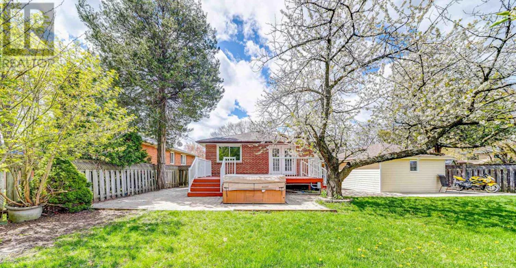 51 Tordale Crescent, Toronto, ON, M1P 3X6 - 4