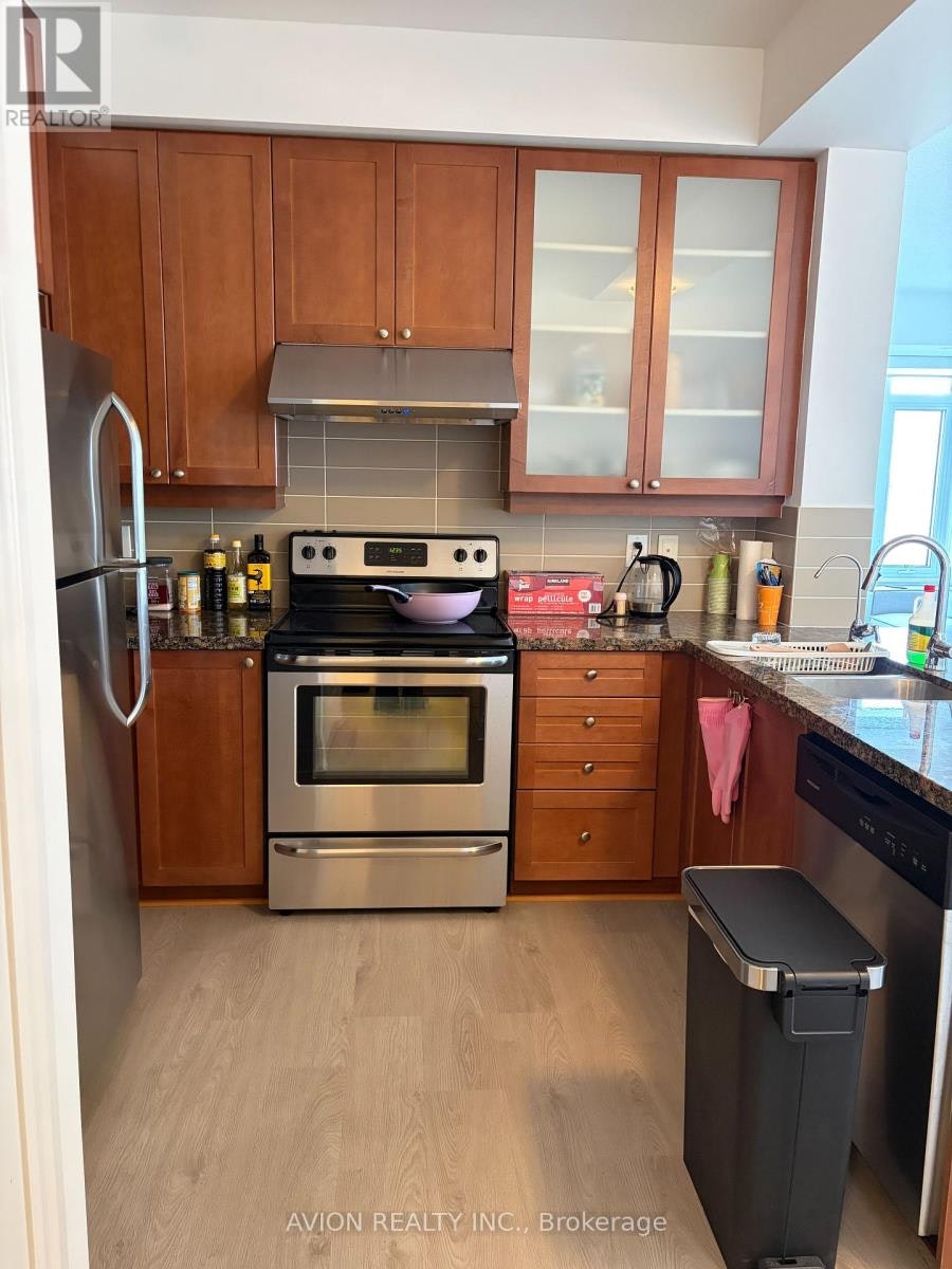 702-131 Upper Duke Crescent E, Markham, ON, L6G 0C9
