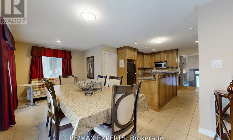 3180 Fleming Boulevard