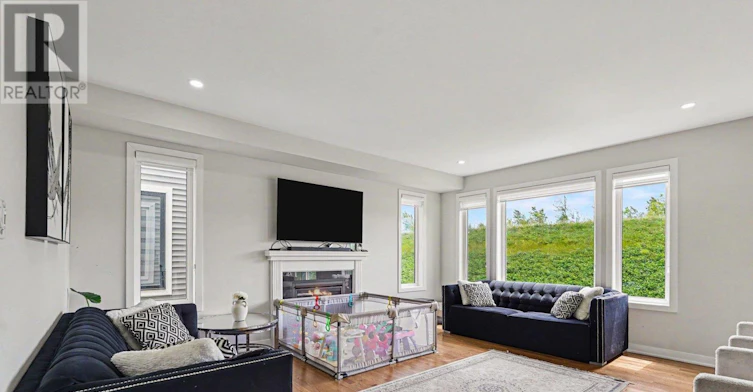 748 Eminence Street, Manotick, ON, K2J 6X6 - 9