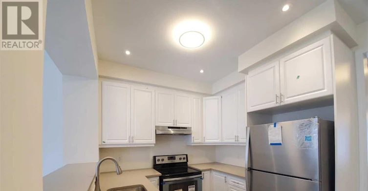 45 Fusilier Drive, Toronto, ON, M1L 0J4 - 5