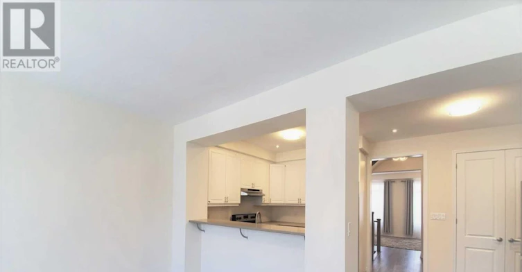 45 Fusilier Drive, Toronto, ON, M1L 0J4 - 6