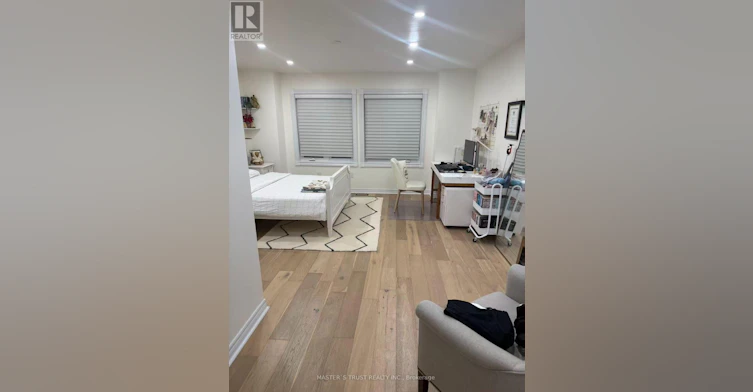 2132 Pinevalley Crescent, Oakville, ON, L6H 6L7 - 8