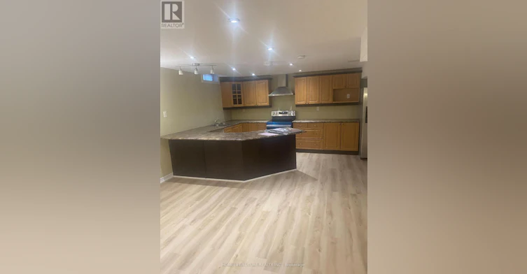 BSMT-22 Treeline Court, Markham, ON, L3S 4M6 - 12