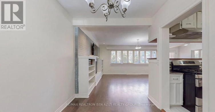 MAIN-49 Don Mor Drive, Newmarket, ON, L3Y 1G8 - 7