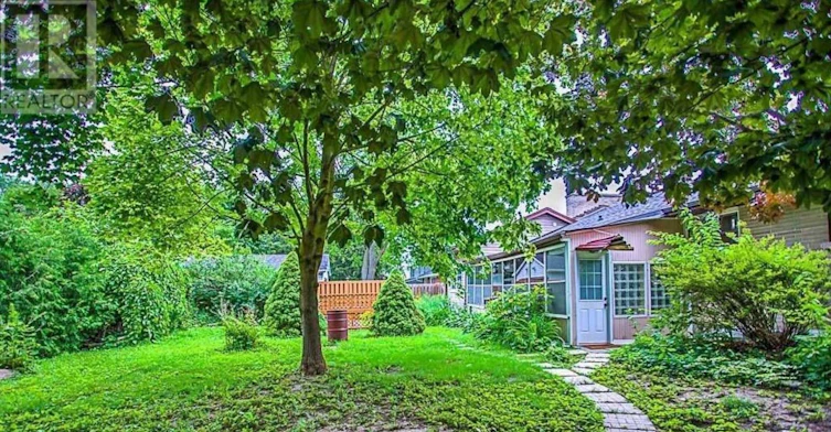 BSMT-49 Don Mor Drive, Newmarket, ON, L3Y 1G8 - 7