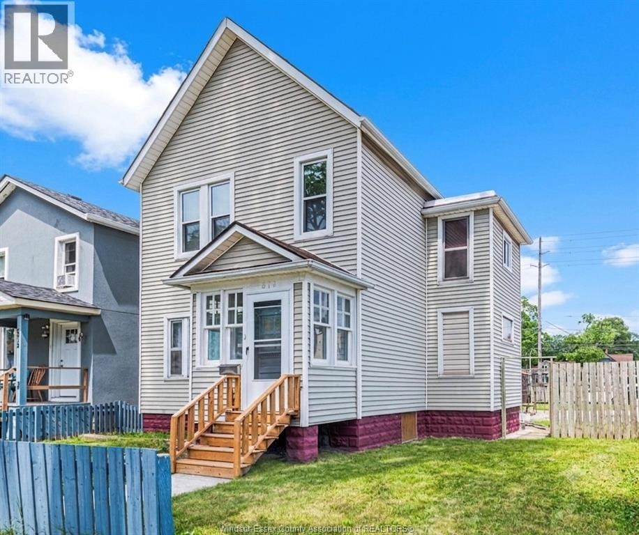 576 Janette, Windsor, ON, N9A 4Z5