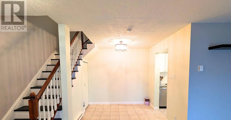 B-29 Woodvale Green Drive, Ottawa, ON, K2G 4H3 - 4