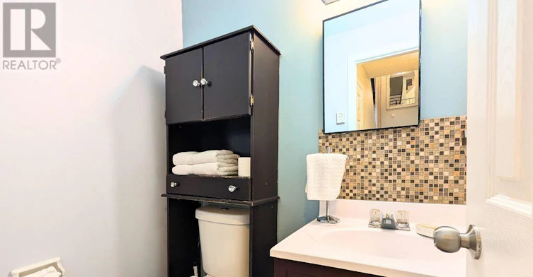 B-29 Woodvale Green Drive, Ottawa, ON, K2G 4H3 - 16