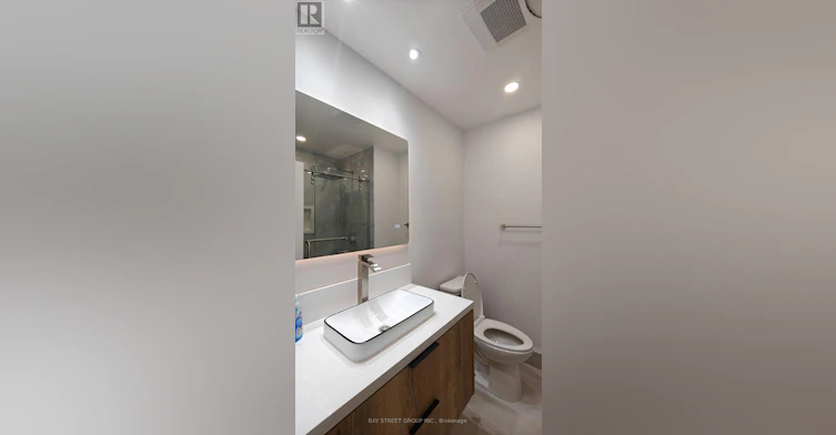 UPPER-9 Mosedale Crescent, Toronto, ON, M2J 3A3 - 10