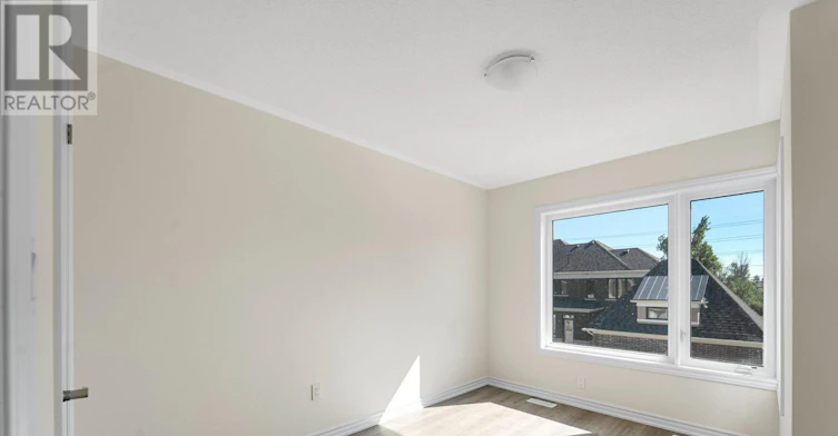 39 Watts Mews, Kawartha Lakes, ON, K9V 5Z5 - 18