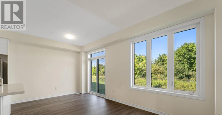 39 Watts Mews, Kawartha Lakes, ON, K9V 5Z5 - 9