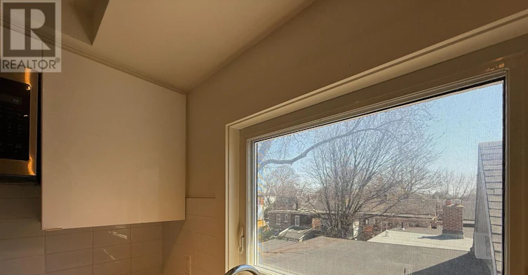 4-263 Boston Avenue, Toronto, ON, M4M 2V4 - 7