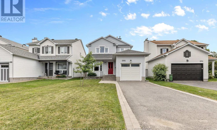 596 Deancourt Crescent