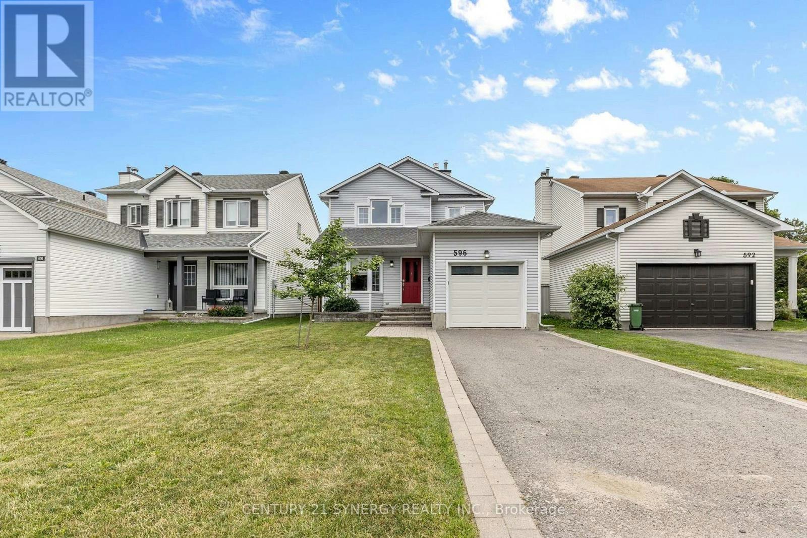 596 Deancourt Crescent, Ottawa, ON, K4A 3G5