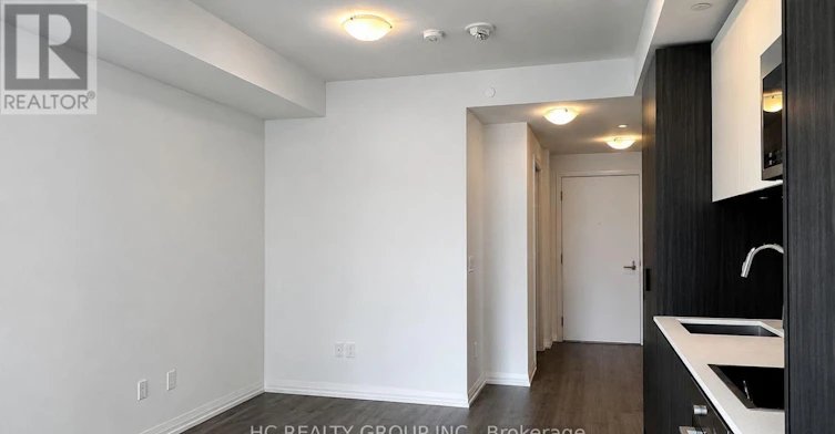 8 Widmer Street, Toronto, ON, M5V 0W6 - 7
