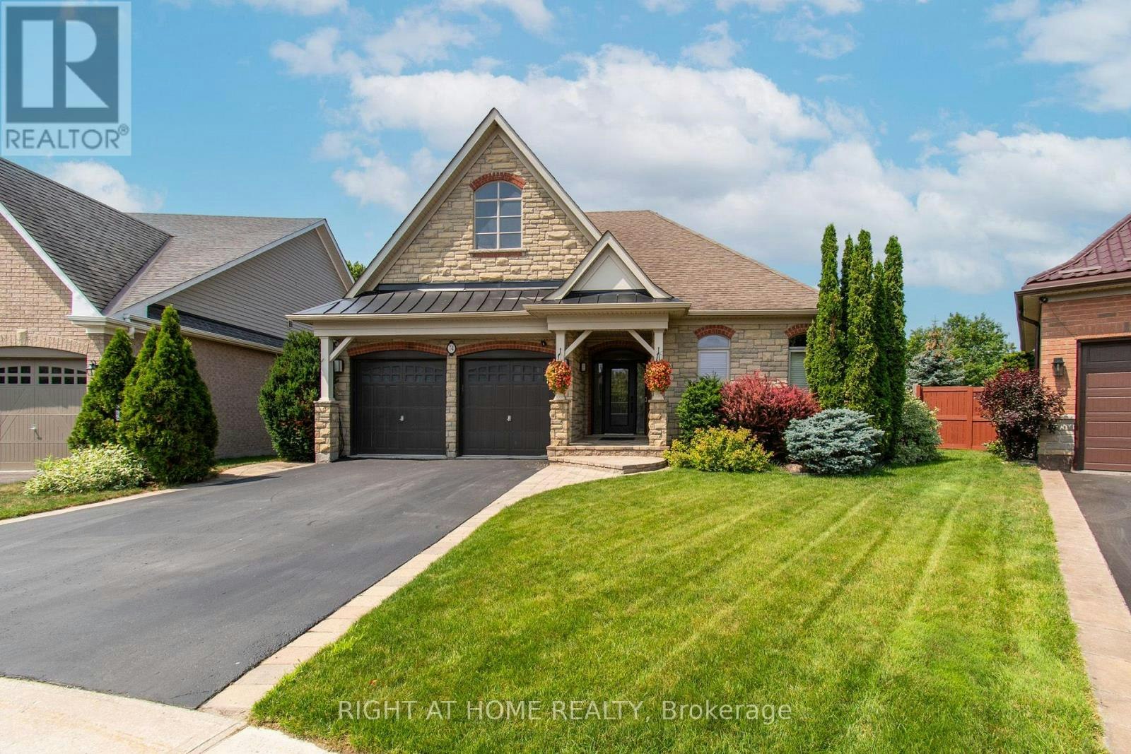74 Royal Park Boulevard, Barrie, ON, L4N 6M7