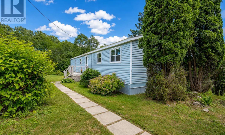 422 Chapel Road