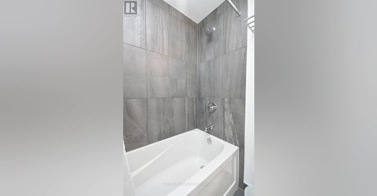 211-50 George Butchard Drive Drive E E, Toronto, ON, M3K 0C9 - 14