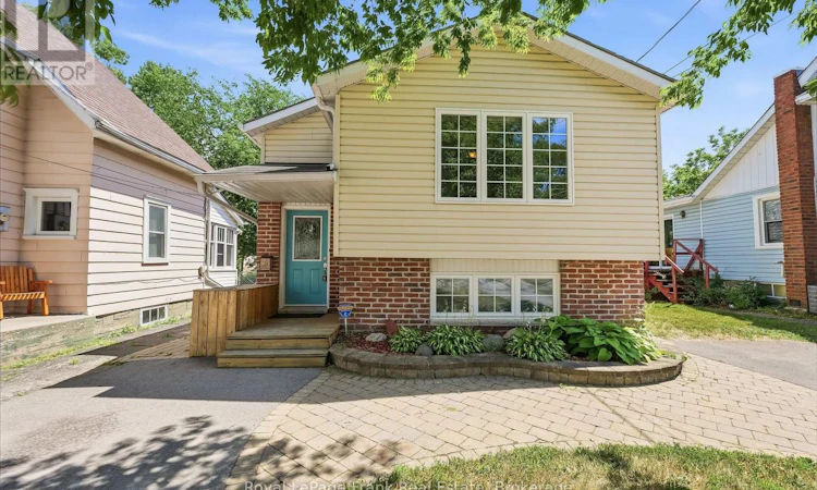 25 Barbara Street