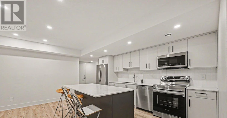 B-120 Glynn Avenue, Ottawa, ON, K1K 1S8 - 4