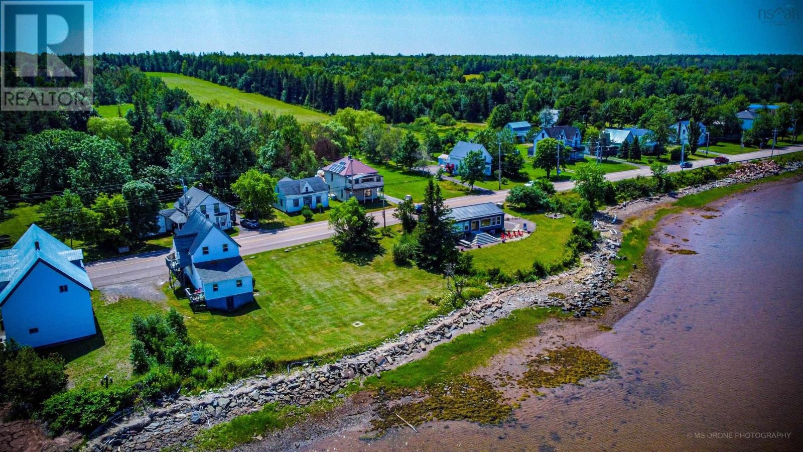 13886 6 Highway, Wallace, NS, B0K 1Y0