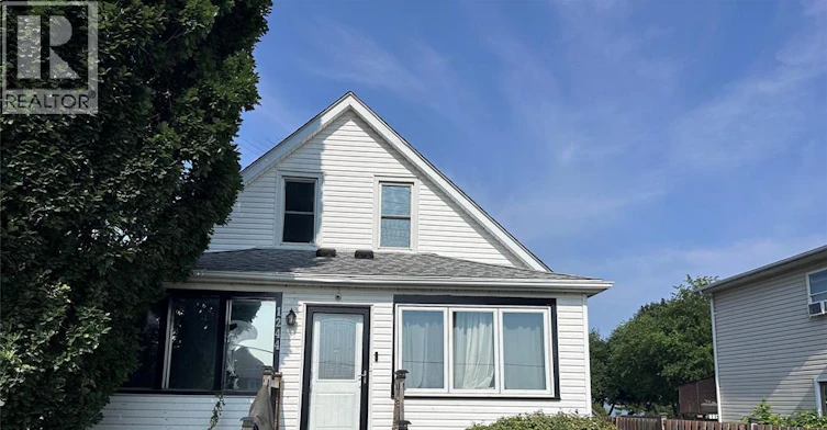 UPPER-1244 Front Road North, Amherstburg, ON, N9V 3R3