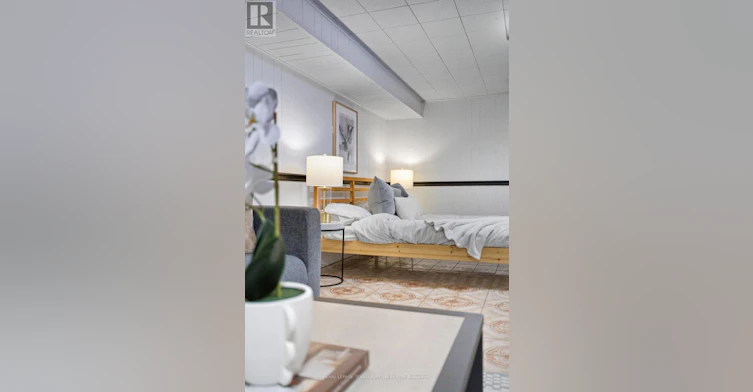 BSMT-497 Ossington Avenue, Toronto, ON, M6G 3T3 - 12
