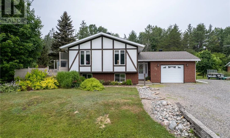 11 Jarbeau Street