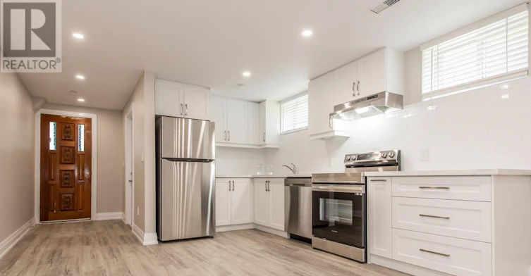 BSMT-569 Roding Street, Toronto, ON, M3M 2A4 - 6