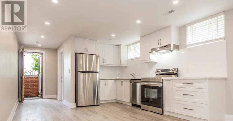 BSMT-569 Roding Street, Toronto, ON, M3M 2A4 - 18