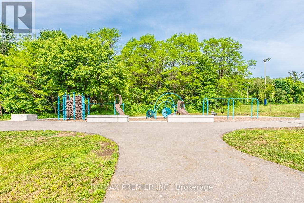 BSMT-569 Roding Street, Toronto, ON, M3M 2A4 - 21