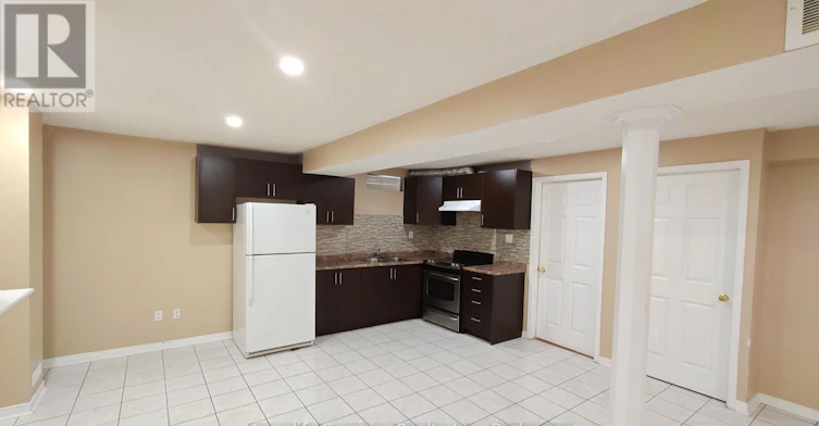 17 Summerfield Crescent, Brampton, ON, L6X 4K4 - 6