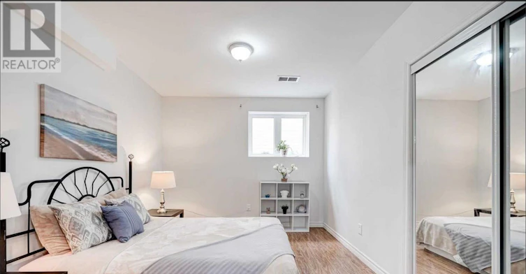 BSMT-2359 Pilgrim Square, Oshawa, ON, L1L 0C2 - 3