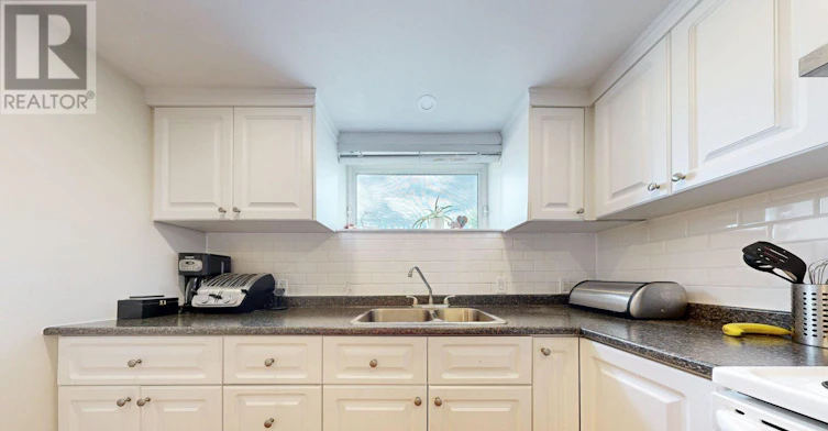 3 Orianna Drive, Toronto, ON, M8W 4M8 - 23